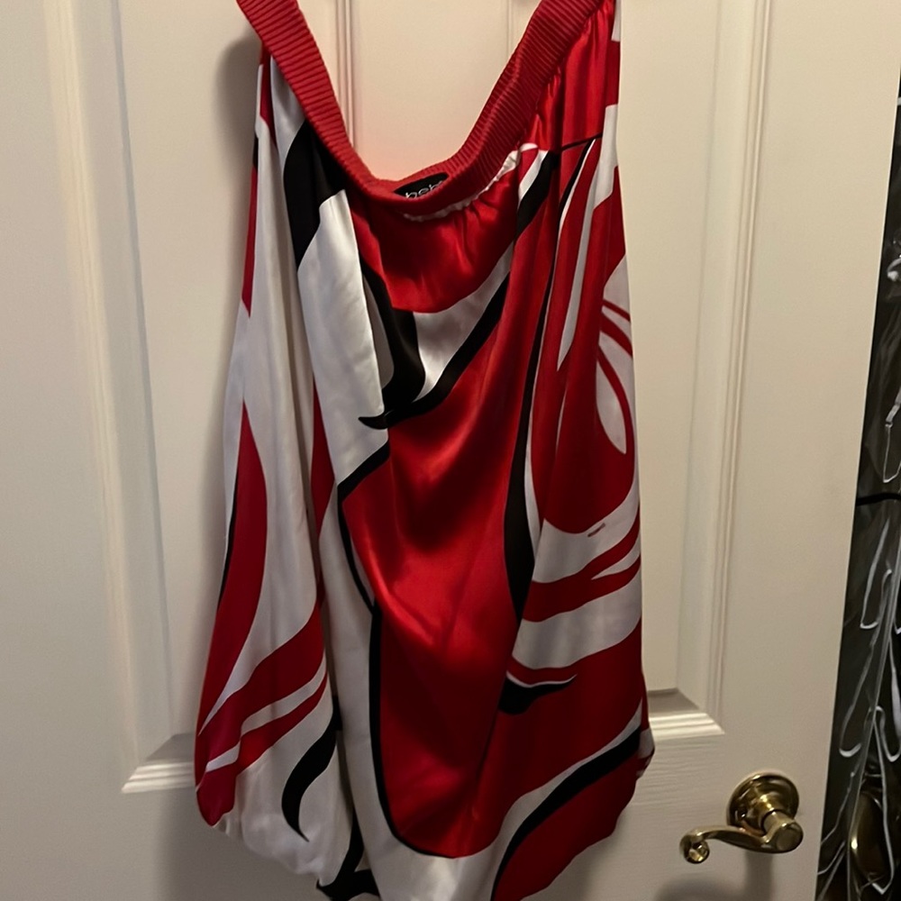 cocktail dress M/L BeBE red silky bubble dress